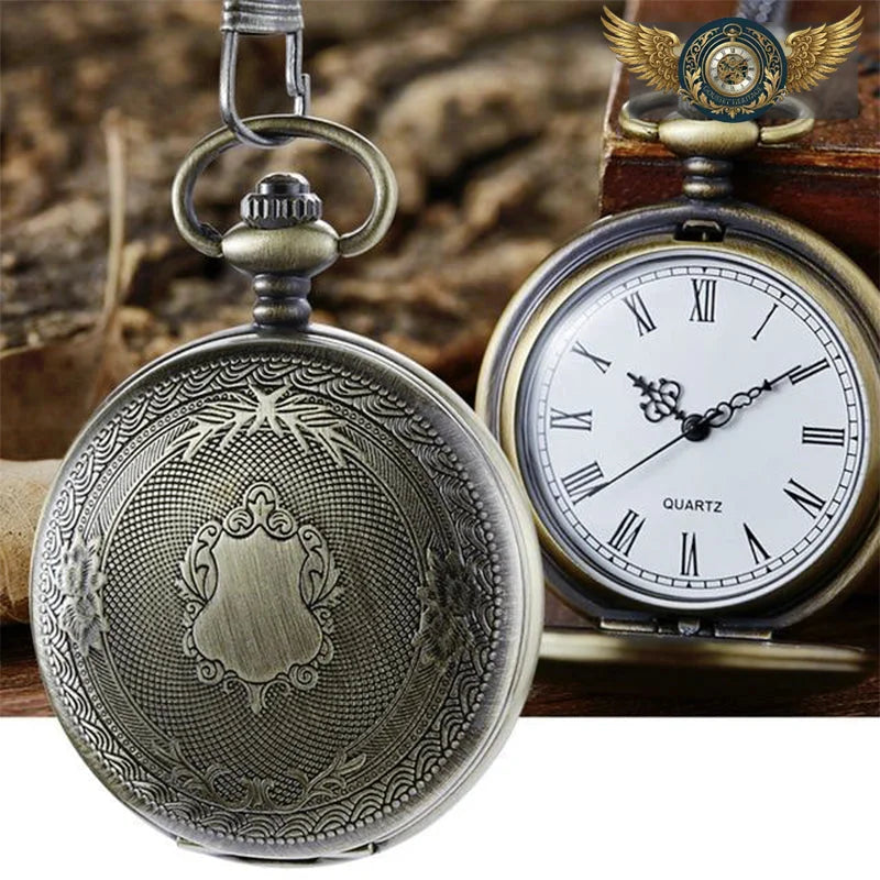 L'Héraldique - Montre Gousset Chasseur à Quartz Gravée - Vue 8 - Gousset-heritage
