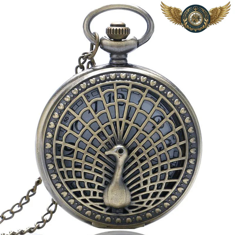 Le Paon d'Ornement - Montre Sautoir Chasseur Quartz Bronze - Vue 5 - Gousset-heritage