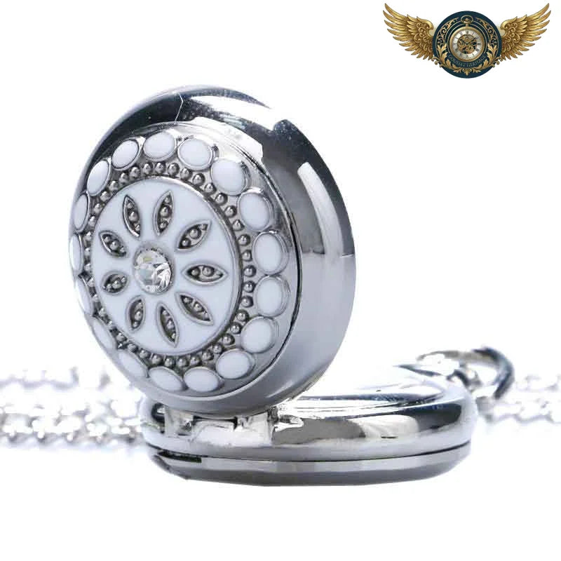 Médaillon Flora | Montre Sautoir Quartz Argentée 20mm - Vue 2 - Gousset-heritage